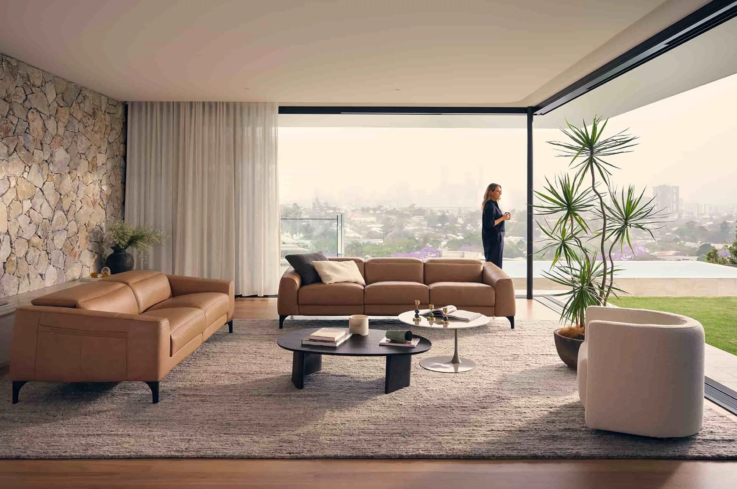 reoii_recliner3seater_rfr_smart_1.webp